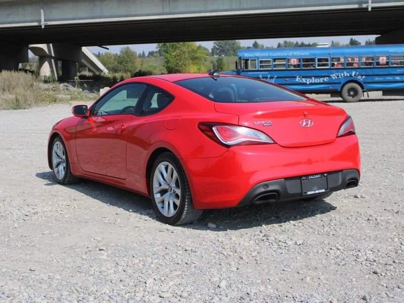 2016 Hyundai Genesis - Image 3 of 16
