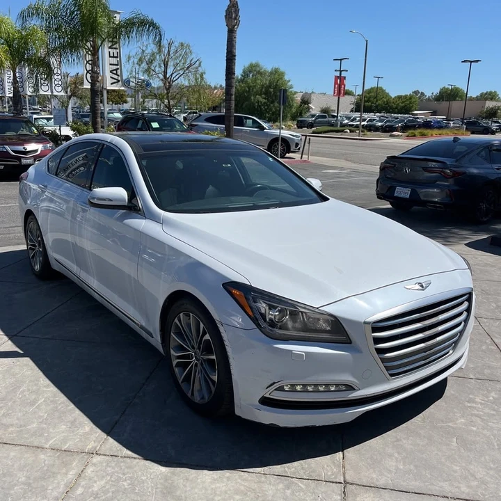 2016 Hyundai Genesis - Image 3 of 13