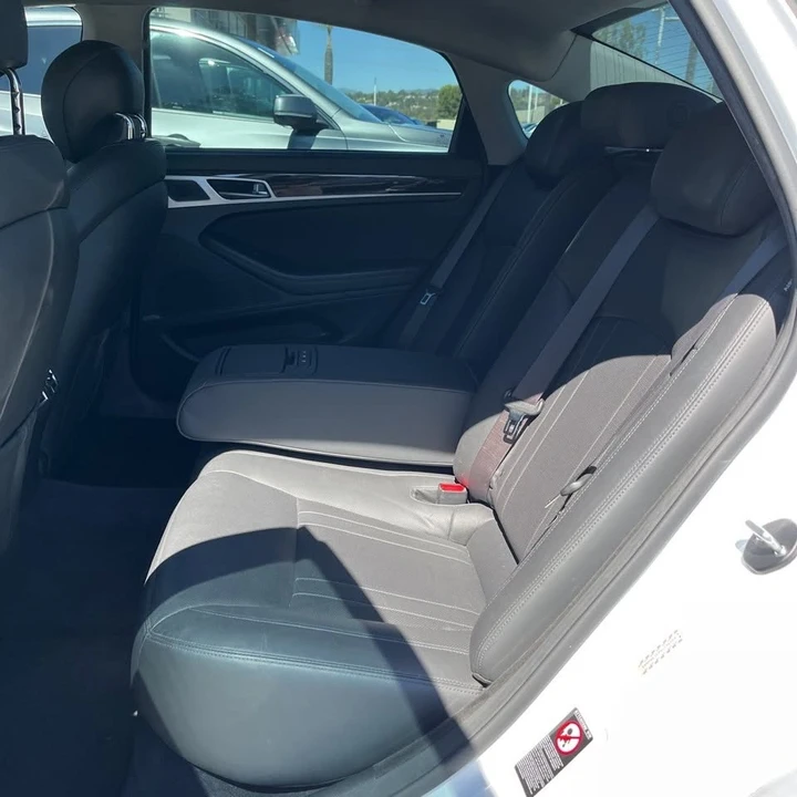 2016 Hyundai Genesis - Image 8 of 13