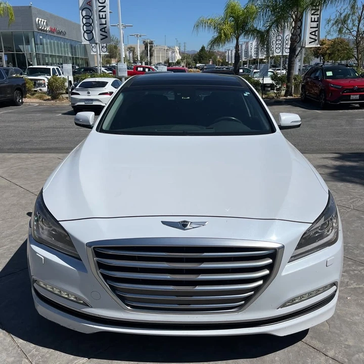2016 Hyundai Genesis - Image 2 of 13