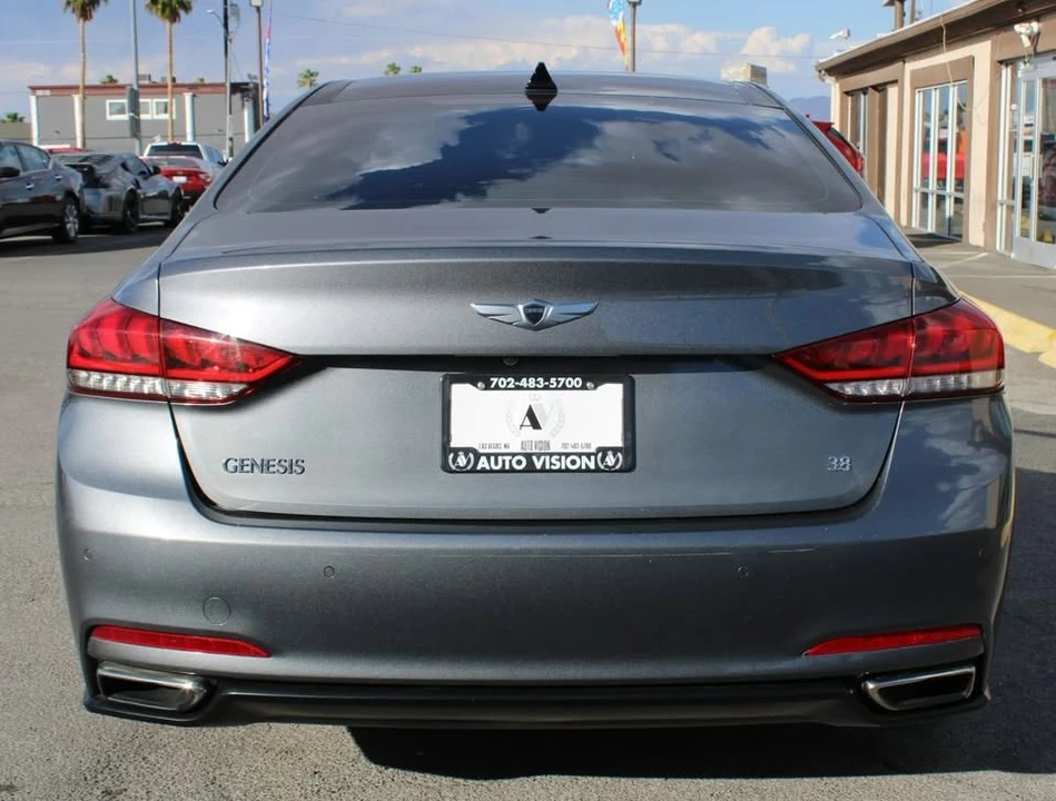 2016 Hyundai Genesis - Image 5 of 20