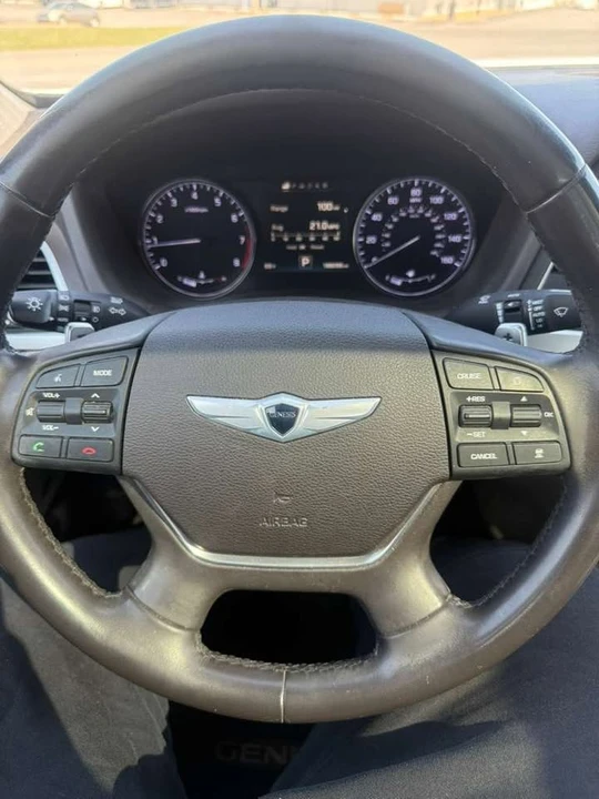 2016 Hyundai Genesis - Image 13 of 15
