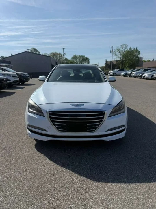 2016 Hyundai Genesis - Image 2 of 15