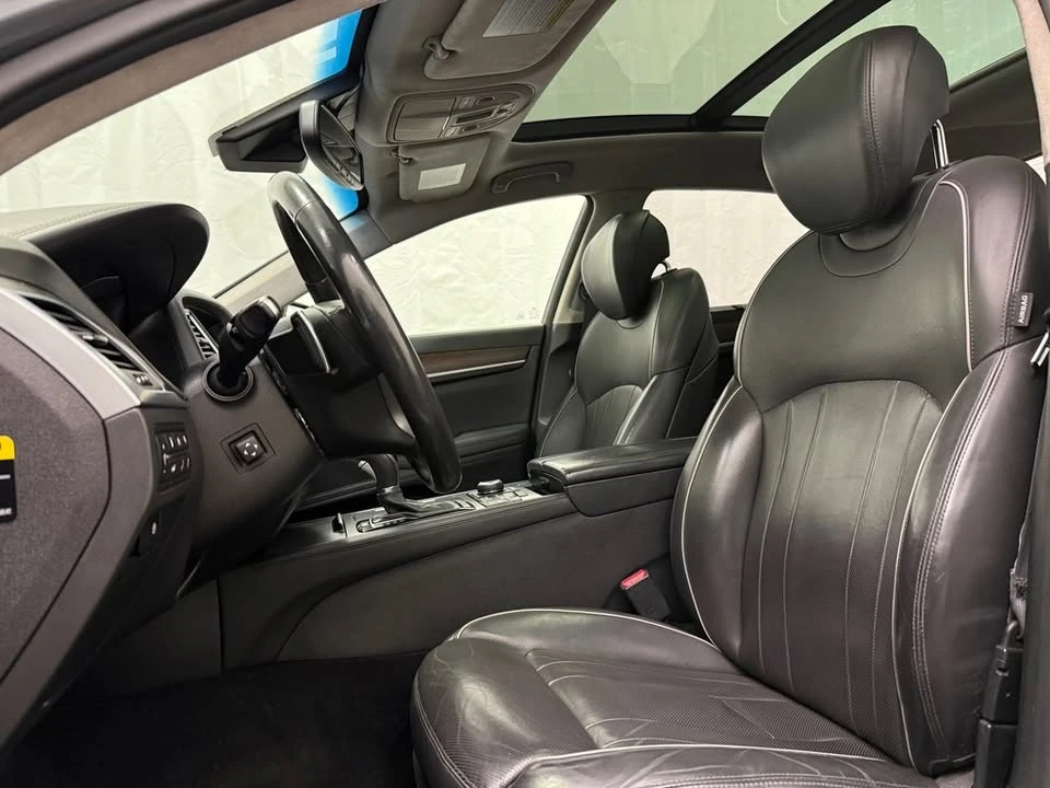 2016 Hyundai Genesis - Image 14 of 20