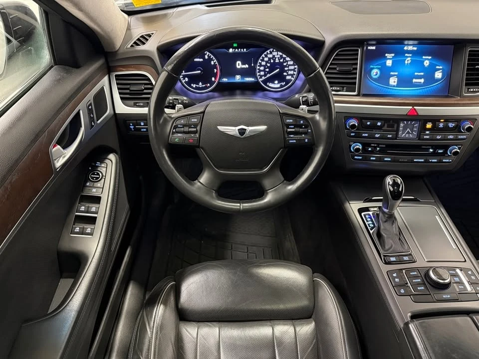 2016 Hyundai Genesis - Image 9 of 20