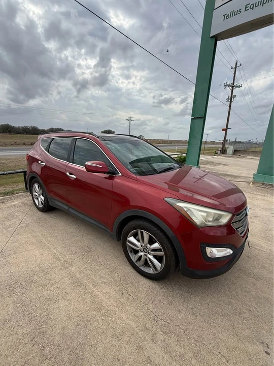 2016 Hyundai Santa Fe - Image 3 of 13