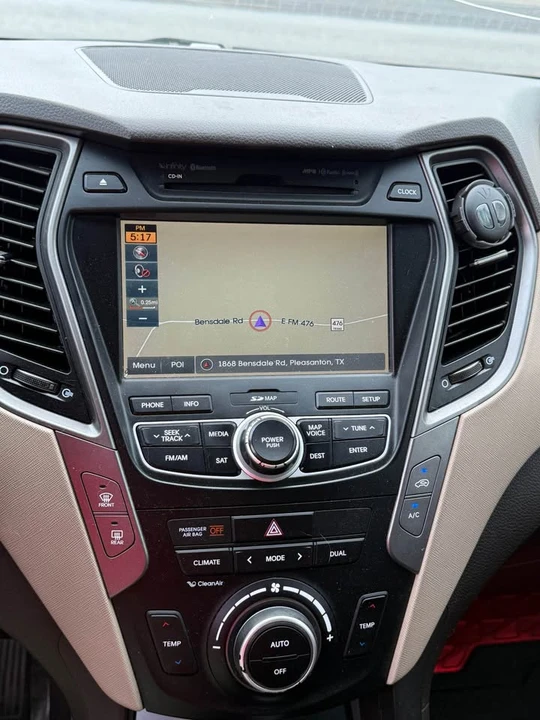 2016 Hyundai Santa Fe - Image 13 of 13