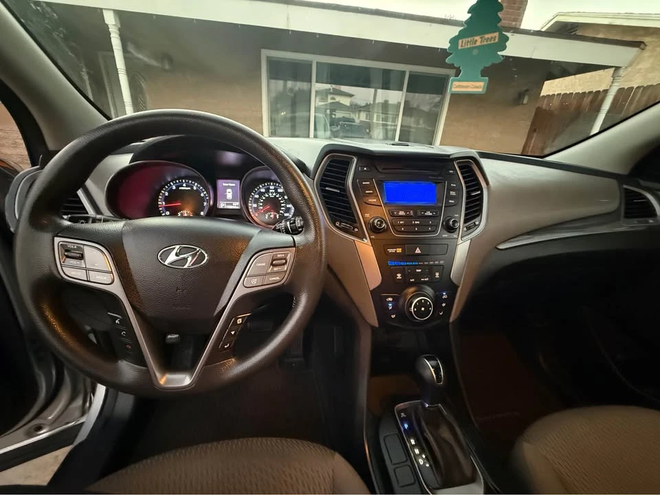 2016 Hyundai Santa Fe - Image 8 of 8