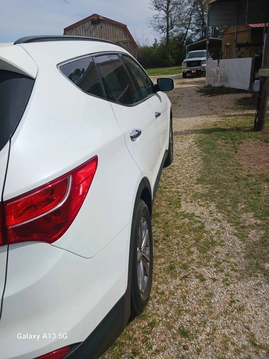 2016 Hyundai Santa Fe - Image 8 of 13