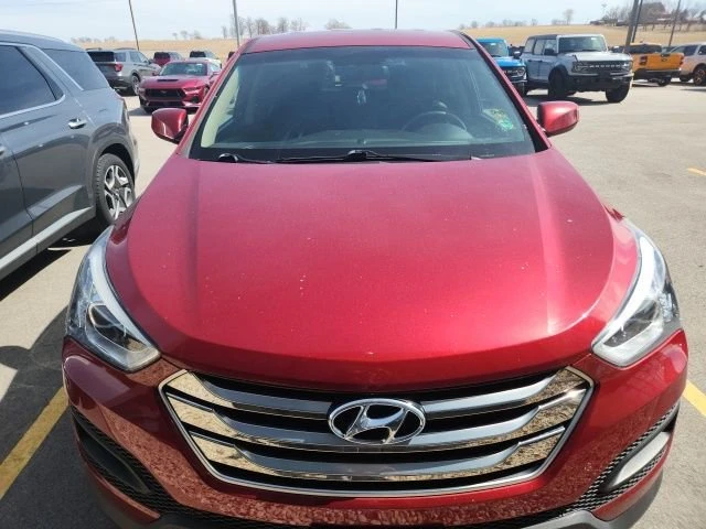 2016 Hyundai Santa Fe - Image 7 of 12
