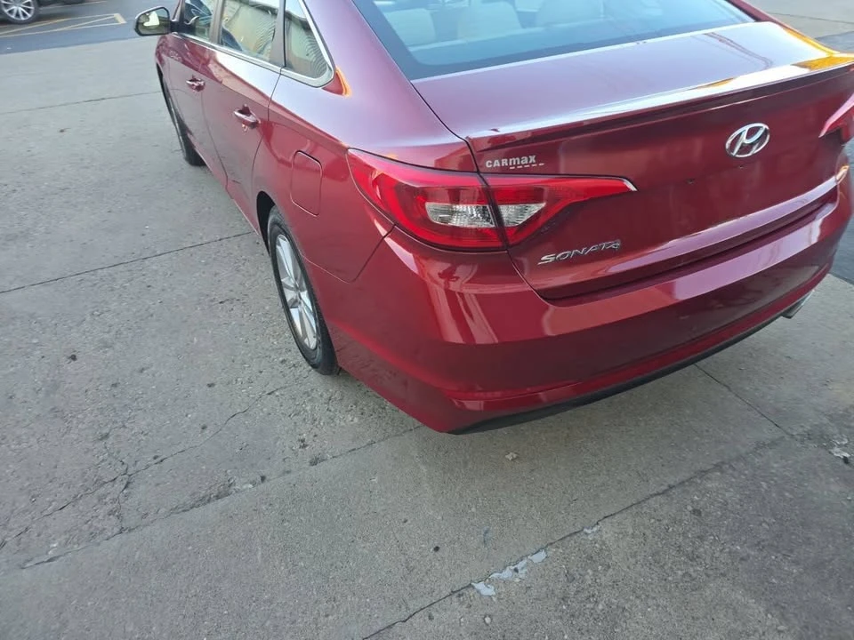 2016 Hyundai Sonata - Image 5 of 10