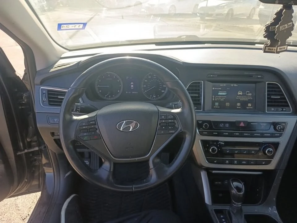 2016 Hyundai Sonata - Image 10 of 16