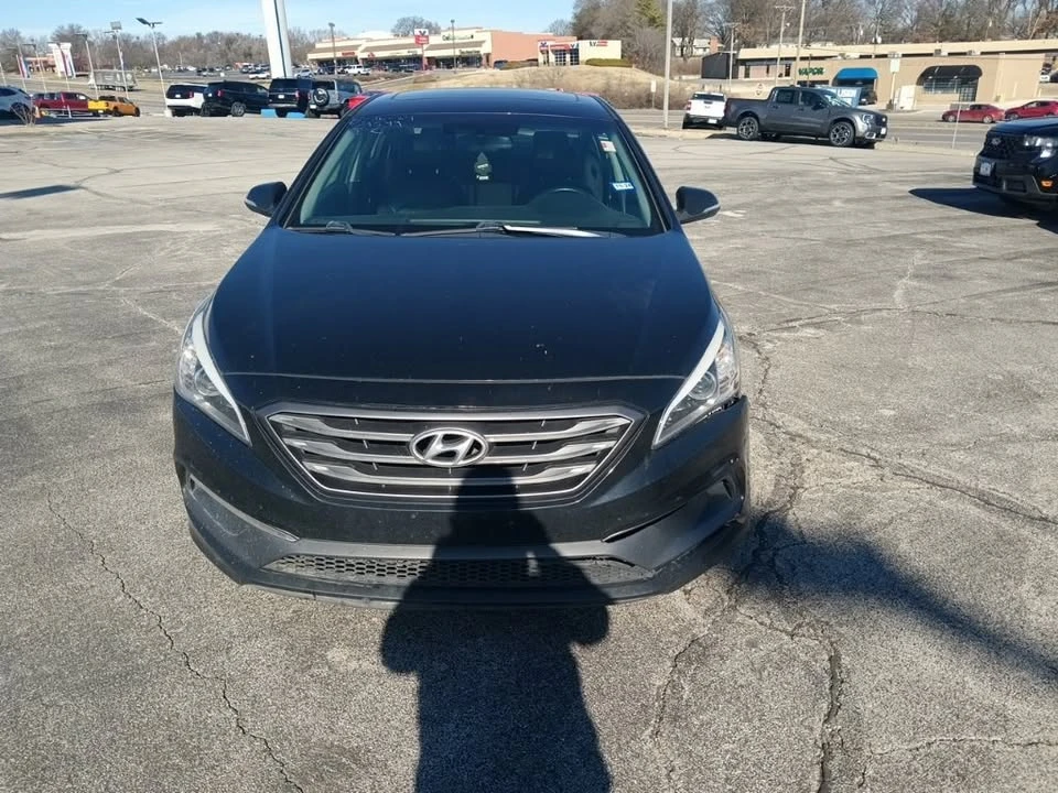 2016 Hyundai Sonata - Image 8 of 16