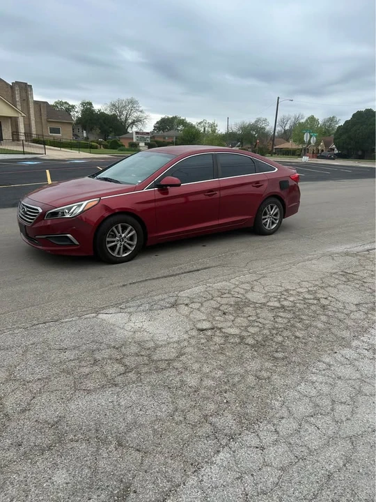 2016 Hyundai Sonata - Image 2 of 7