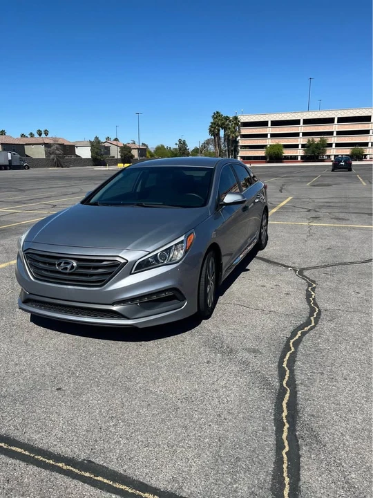 2016 Hyundai Sonata - Image 2 of 12