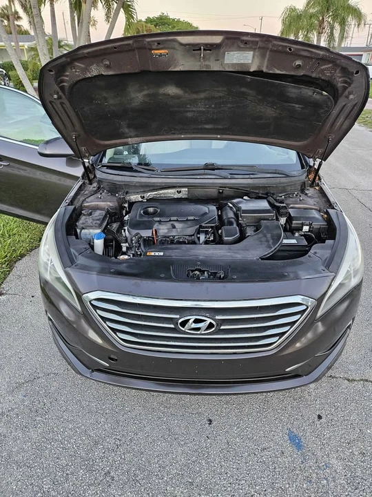 2016 Hyundai Sonata - Image 10 of 10