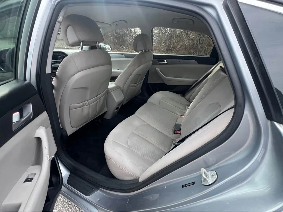 2016 Hyundai Sonata - Image 9 of 9