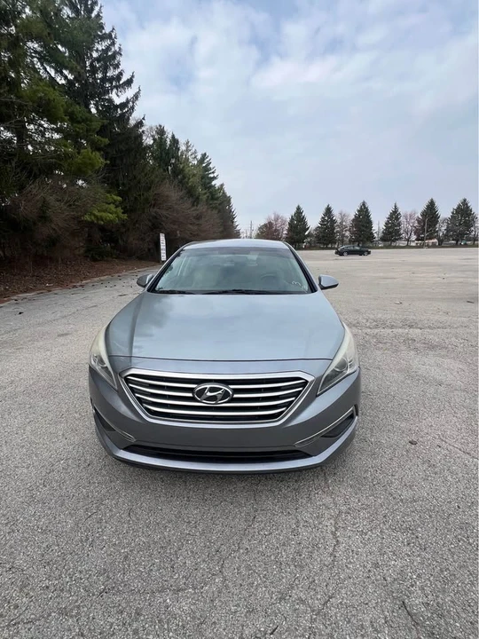 2016 Hyundai Sonata - Image 2 of 9
