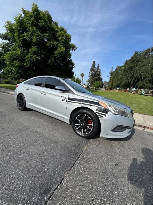 2016 Hyundai Sonata - Image 15 of 16
