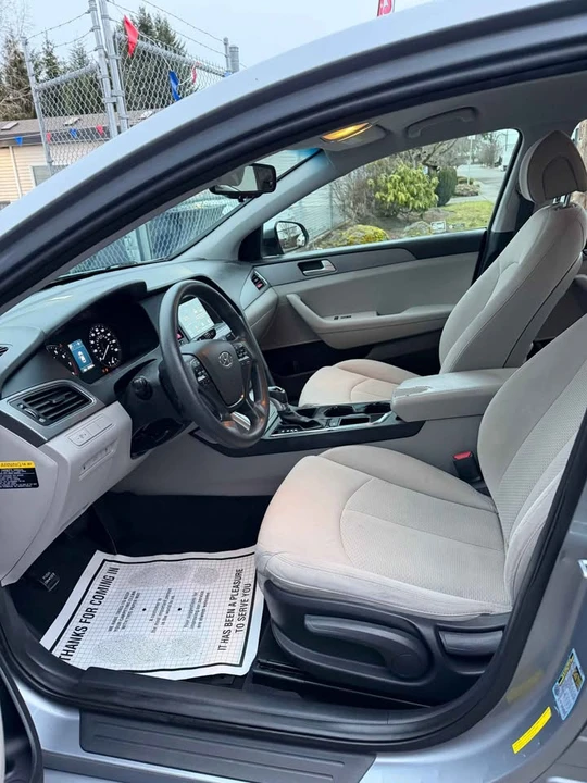 2016 Hyundai Sonata - Image 10 of 14