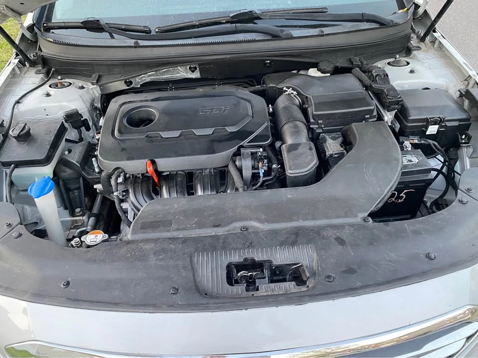 2016 Hyundai Sonata - Image 11 of 14