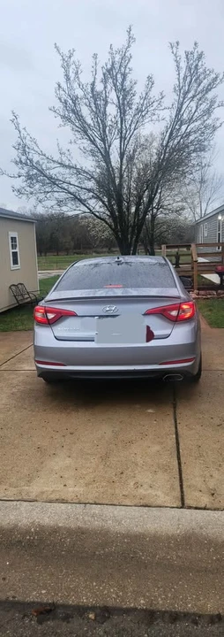 2016 Hyundai Sonata - Image 2 of 8