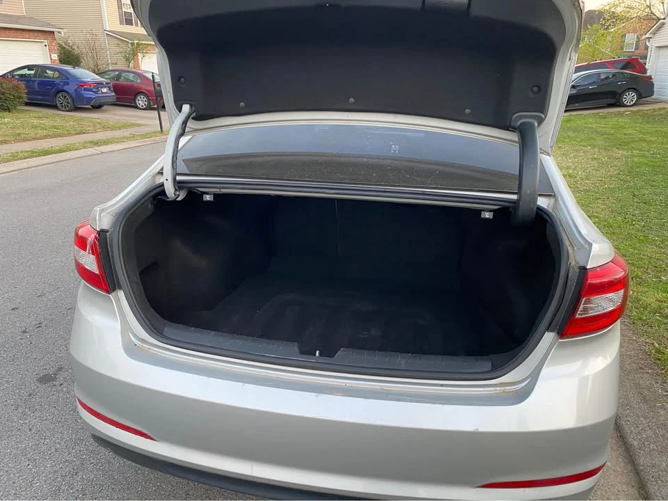 2016 Hyundai Sonata - Image 10 of 14