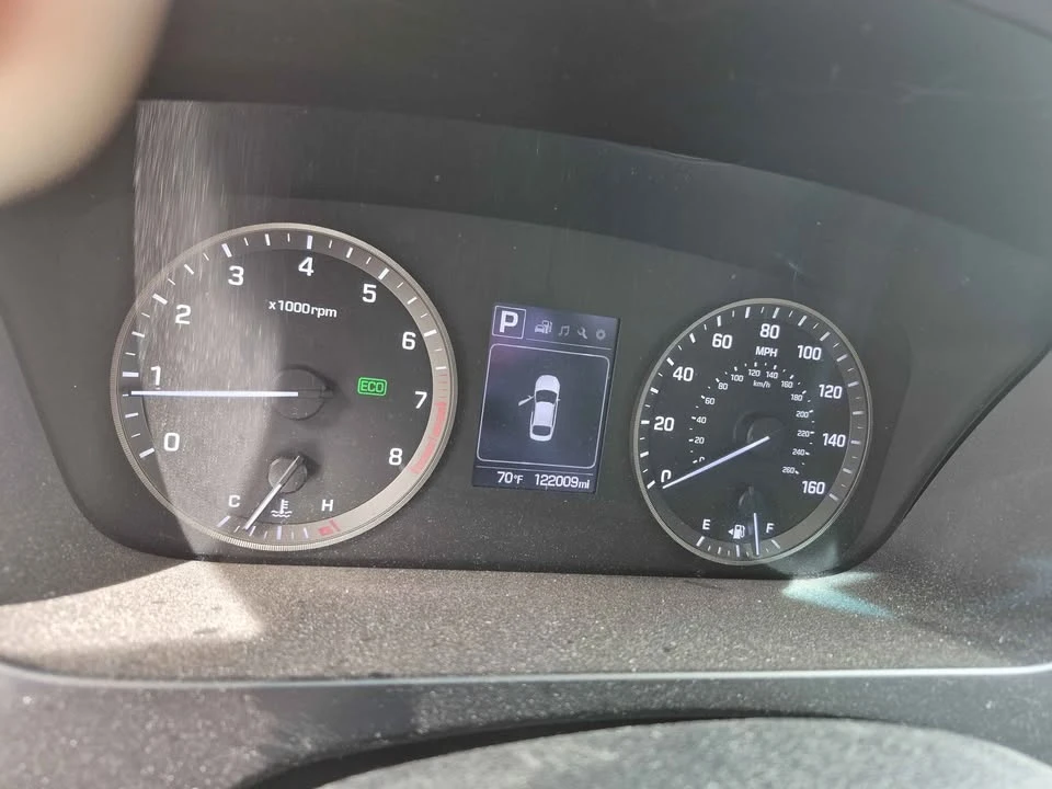 2016 Hyundai Sonata - Image 10 of 12