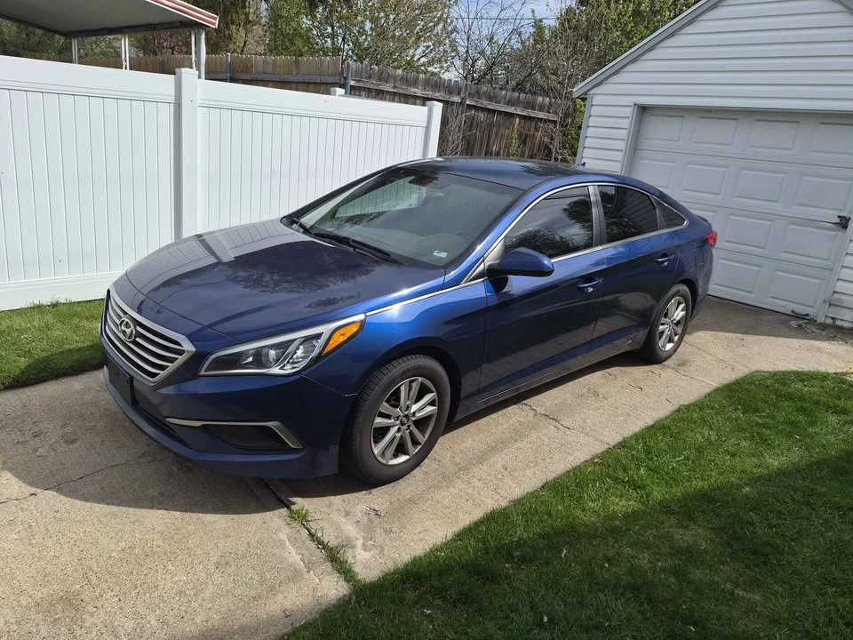 2016 Hyundai Sonata - Image 3 of 12