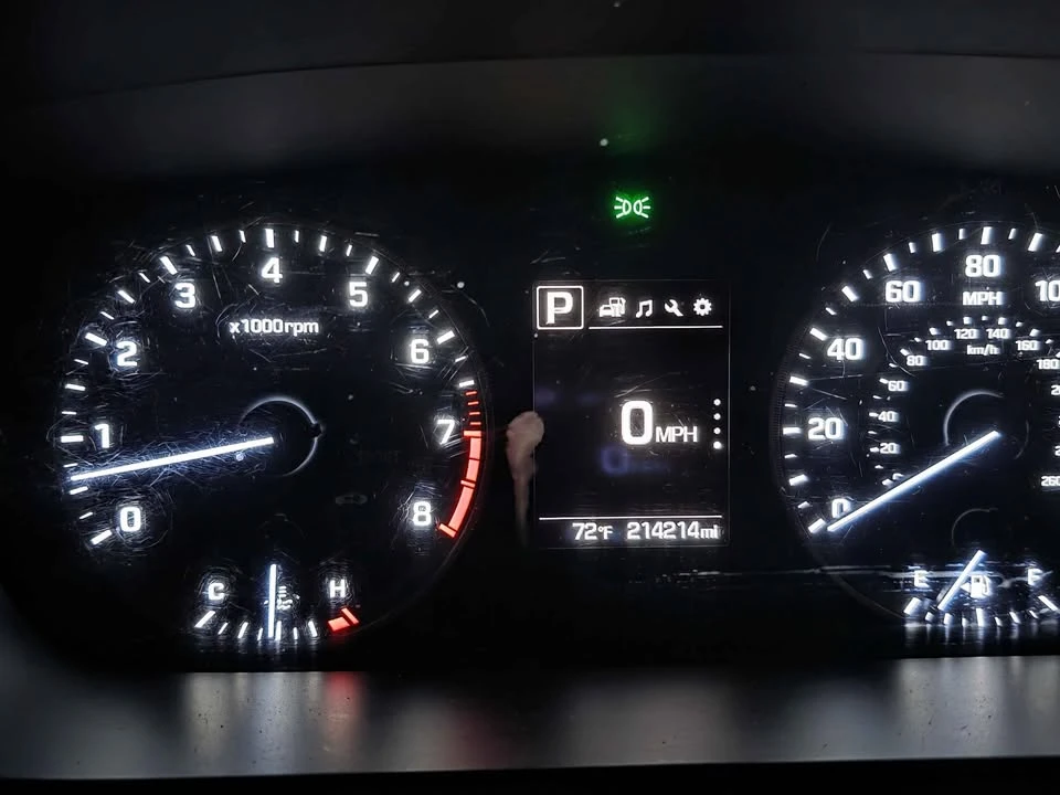 2016 Hyundai Sonata - Image 2 of 6