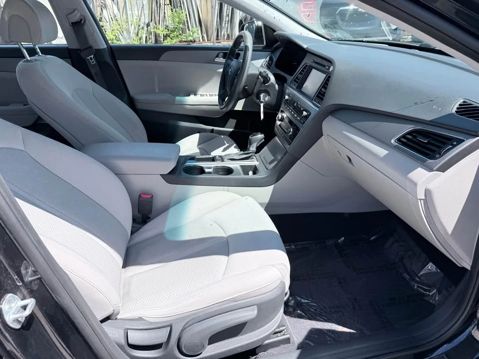 2016 Hyundai Sonata - Image 9 of 14
