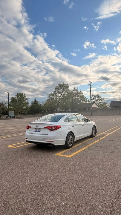 2016 Hyundai Sonata - Image 6 of 12