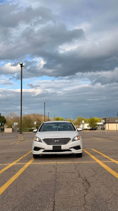 2016 Hyundai Sonata - Image 9 of 12