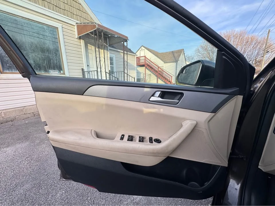 2016 Hyundai Sonata - Image 14 of 18