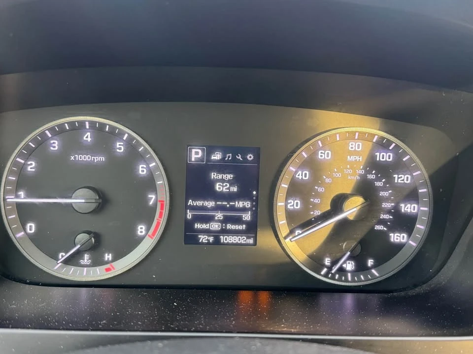 2016 Hyundai Sonata - Image 17 of 18