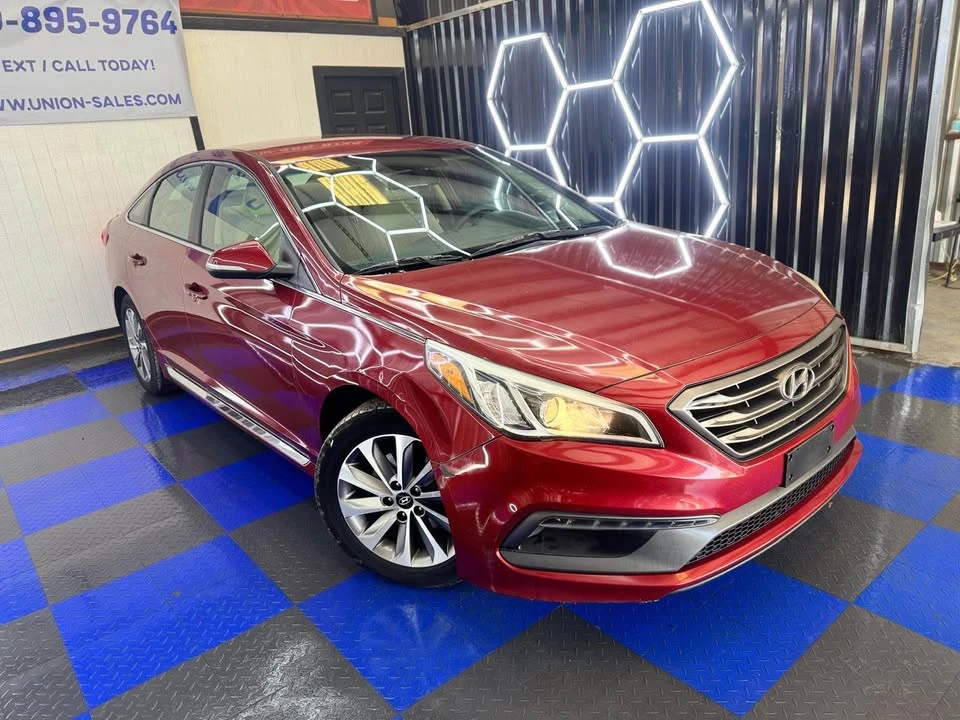 2016 Hyundai Sonata - Image 2 of 10