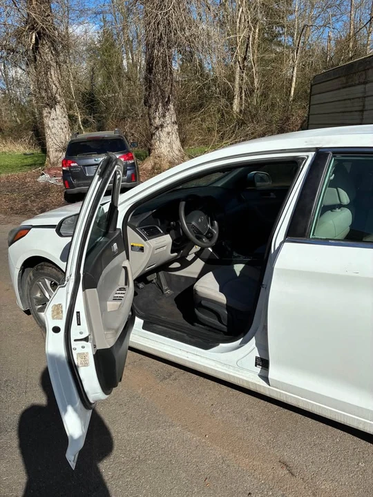 2016 Hyundai Sonata - Image 3 of 8