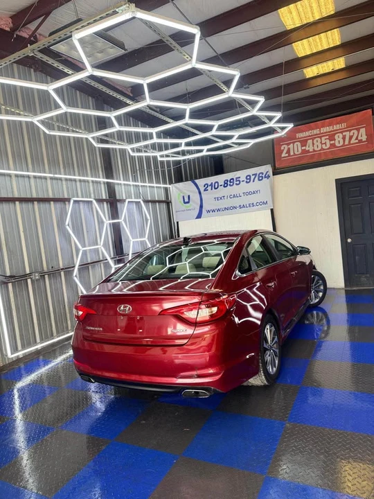 2016 Hyundai Sonata - Image 3 of 10