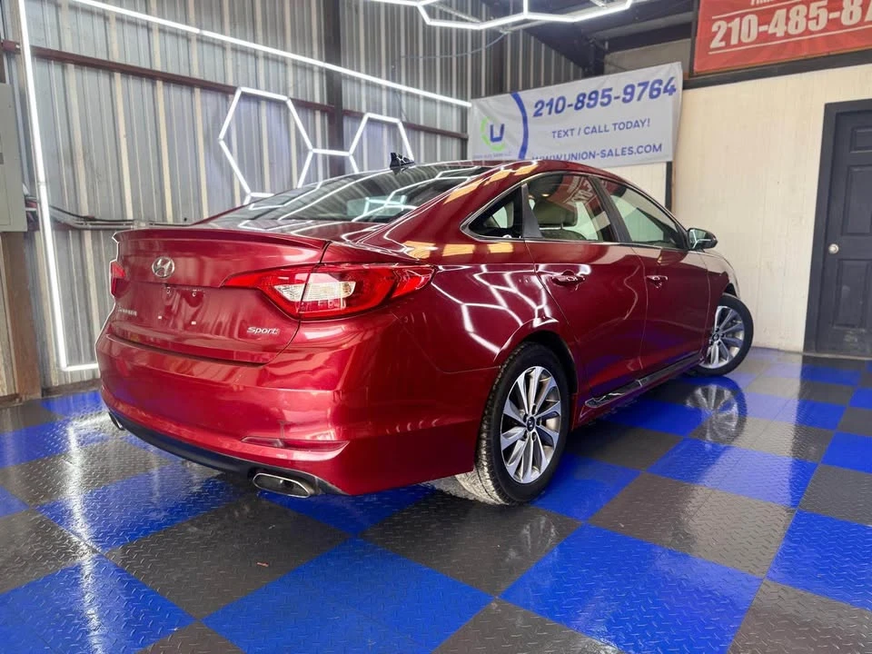 2016 Hyundai Sonata - Image 3 of 10