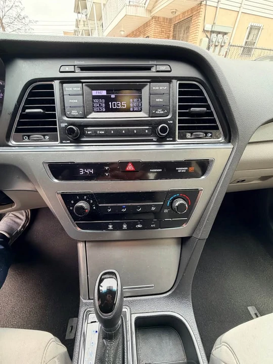 2016 Hyundai Sonata - Image 12 of 20