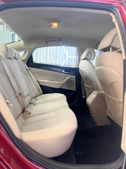 2016 Hyundai Sonata - Image 9 of 10