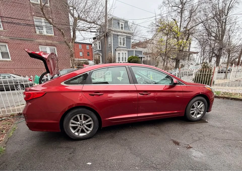 2016 Hyundai Sonata - Image 9 of 20