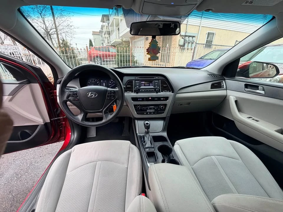2016 Hyundai Sonata - Image 11 of 20