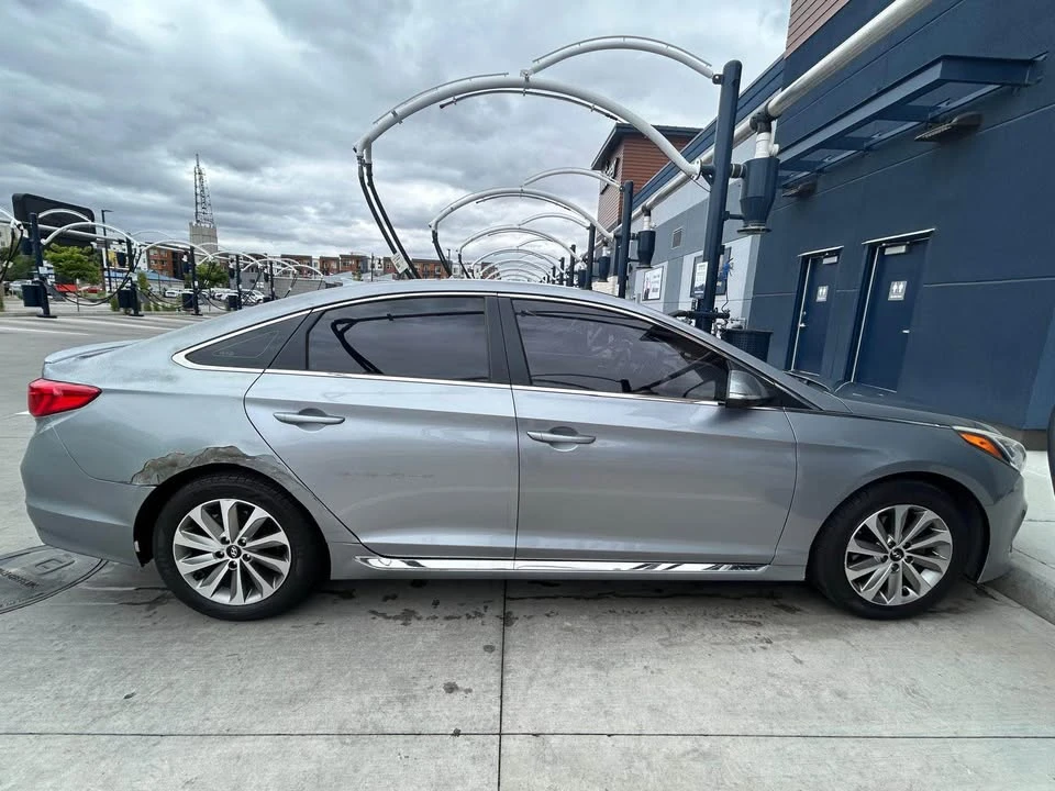 2016 Hyundai Sonata - Image 4 of 11