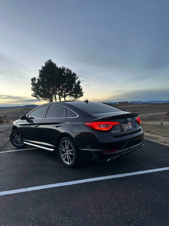 2016 Hyundai Sonata - Image 2 of 7
