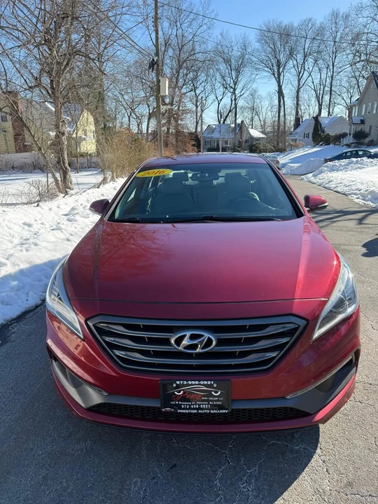 2016 Hyundai Sonata - Image 8 of 13
