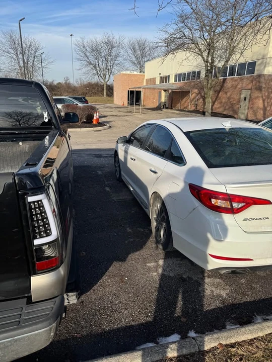 2016 Hyundai Sonata - Image 3 of 8