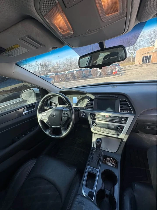 2016 Hyundai Sonata - Image 6 of 8