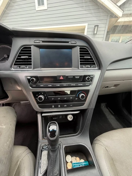 2016 Hyundai Sonata - Image 7 of 9