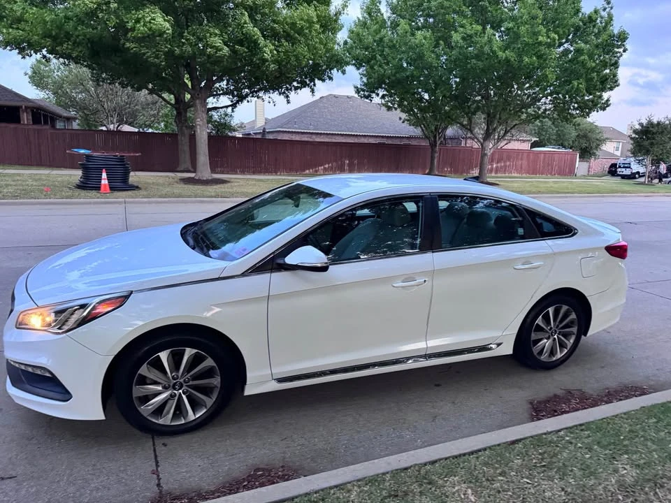 2016 Hyundai Sonata - Image 5 of 18